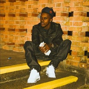 Meet your Posher, Thomas